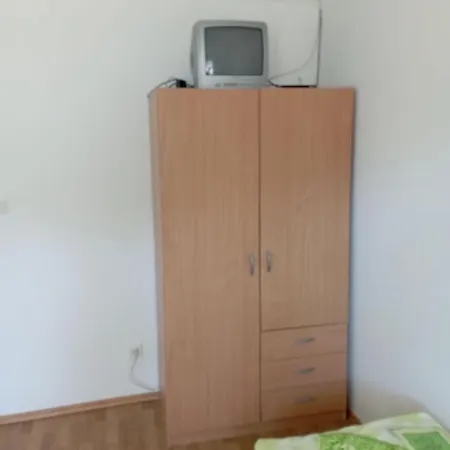 Bed & Breakfast L&l Podhájska